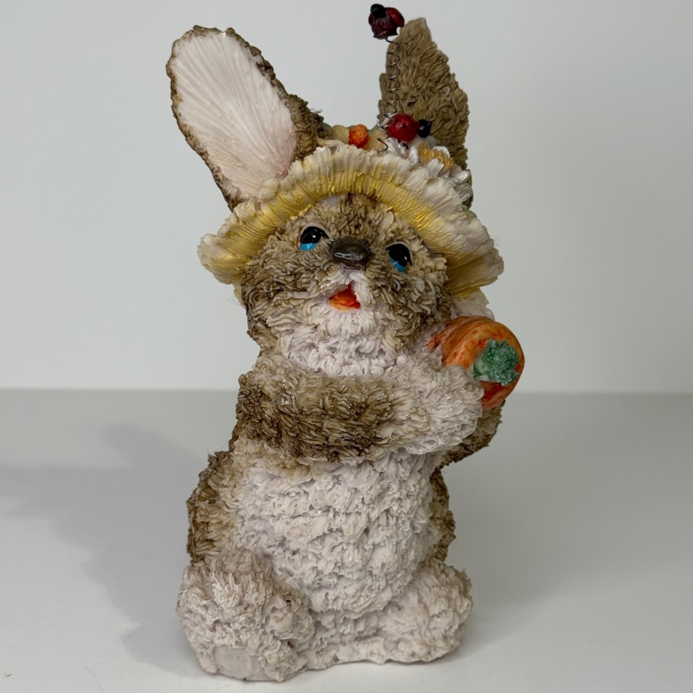 VTG 1998 Spring-Up Bunny Figurine Brown and White with lady bug on spring wire